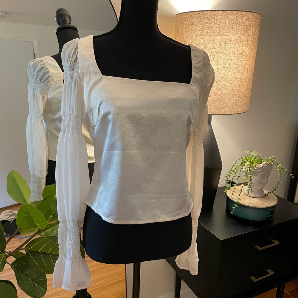lulus blouse $15. small